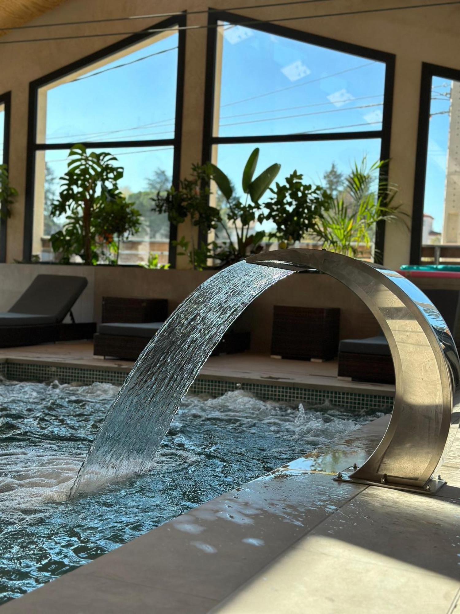 La Violeta Hotel Spa & Chill Out Castelltercol Bagian luar foto
